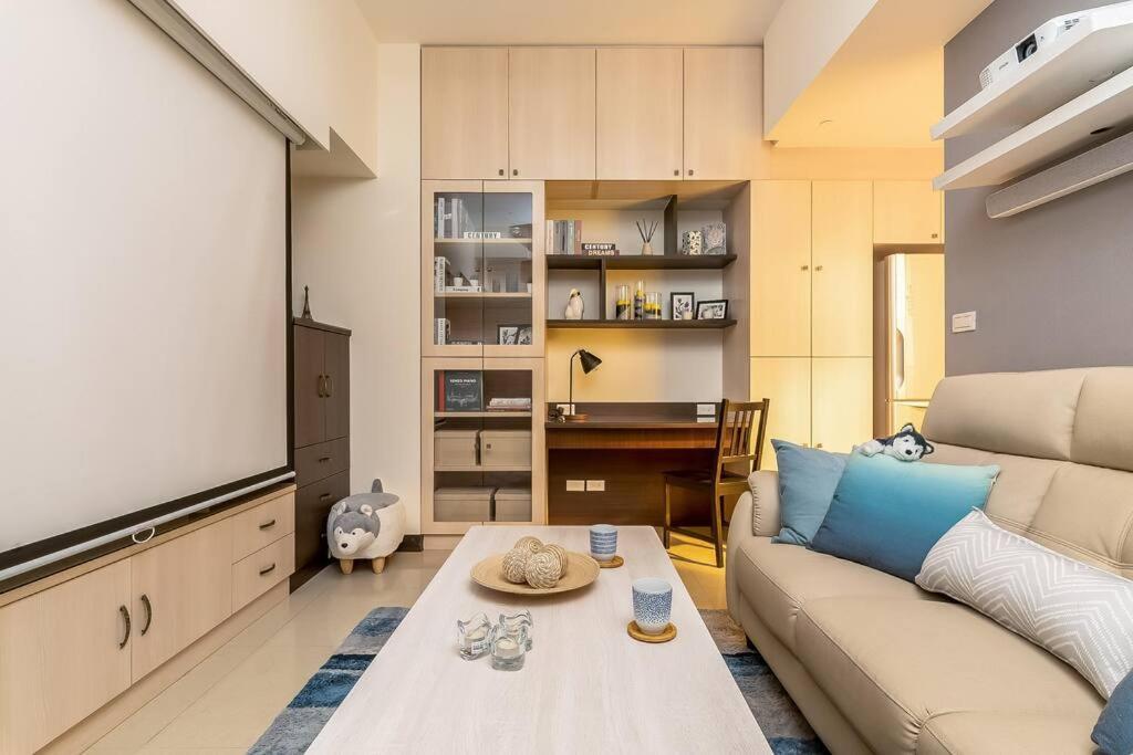 New Building 2B1Blk Workspace Taipei Main Station • 新大樓 台北車站 2房1衛 客廳廚房 工作空間 外观 照片